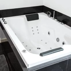 HG Hygiënische Whirlpool Reiniger - 1L - Verwijdert Kalk, Vet, Zeep En Olie - Veilig In Gebruik Voor Whirlpool En Jacuzzi's -Winkel Met Schoonmaakproducten 1200x1200 230